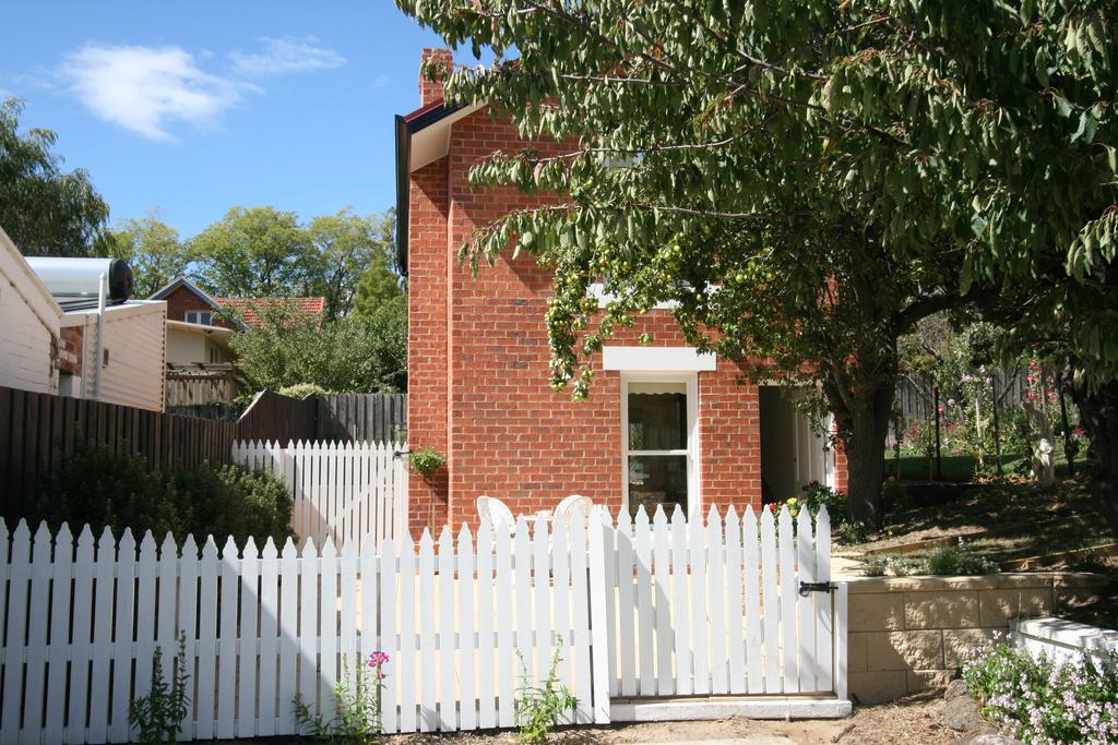 Annies Garden Cottage - Accommodation ACT