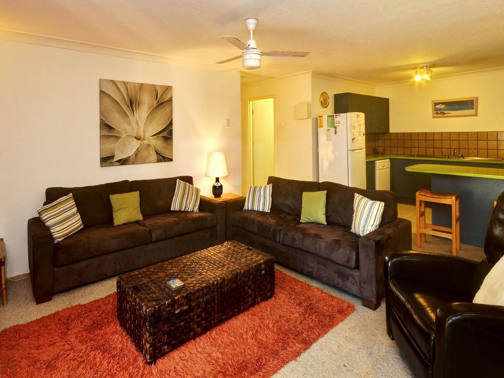 Apartment with Inground Pool - Accommodation BNB