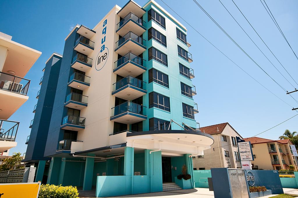Aqualine Apartments On The Broadwater - QLD Tourism 1