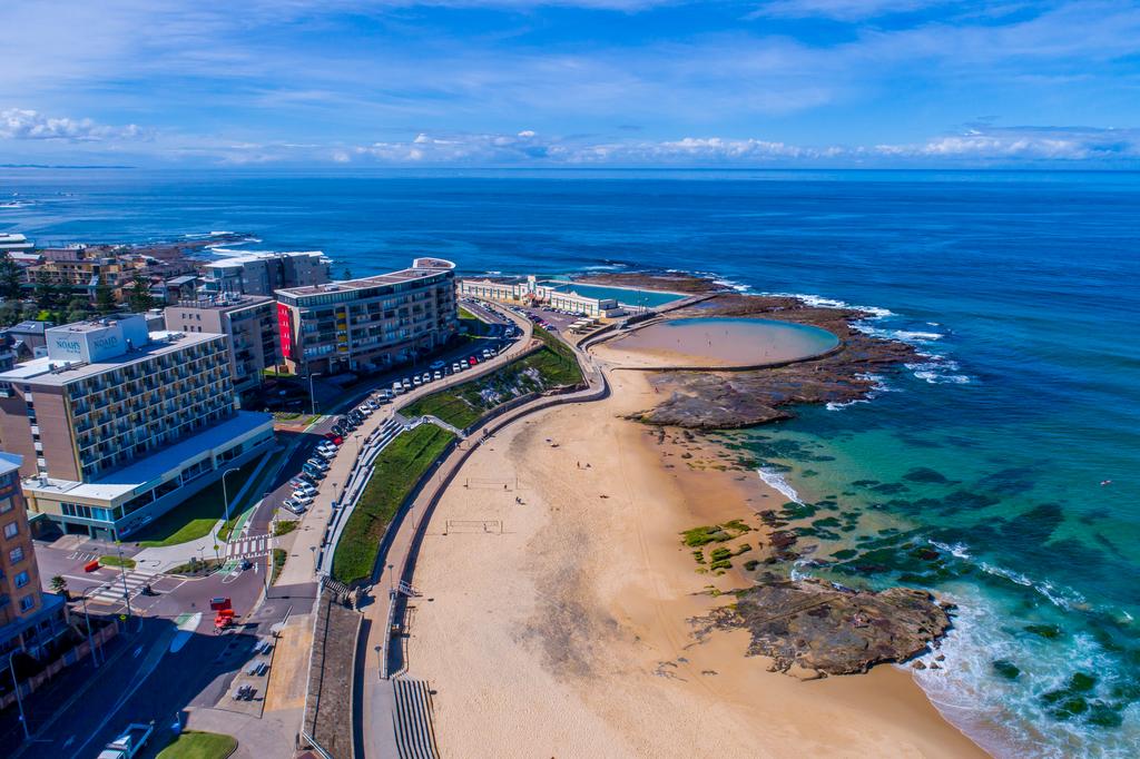 Arena On The Beach - New South Wales Tourism 