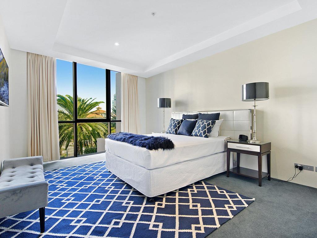 Aria Private 3 Bed In The Heart Of Broadbeach - thumb 2