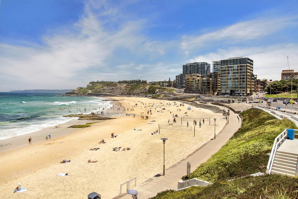 Astra Apartments Newcastle - New South Wales Tourism 