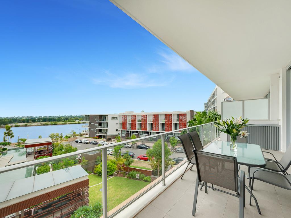 Astra Apartments Rhodes - Accommodation Australia 1