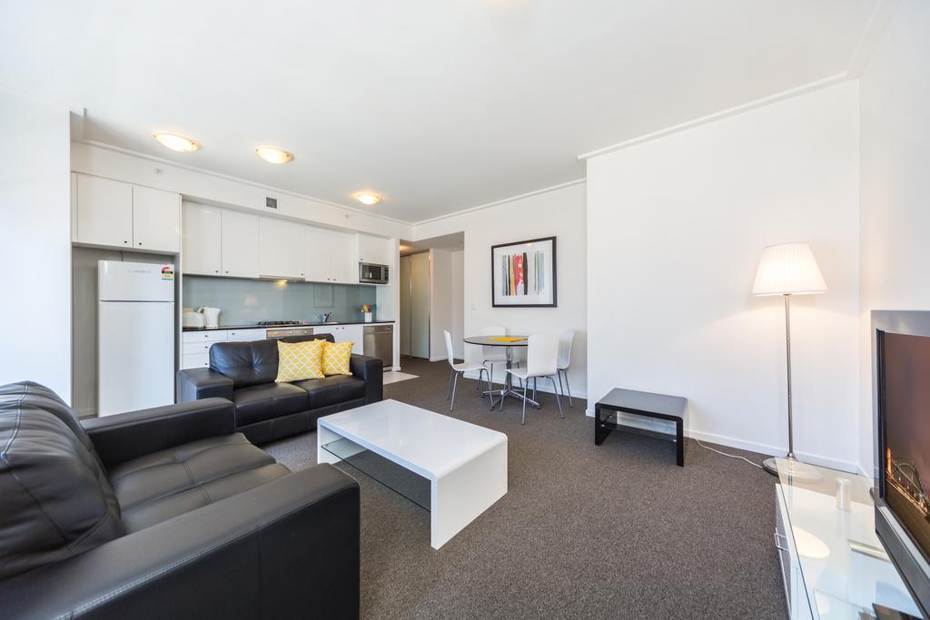 Astra Apartments Sydney - thumb 3