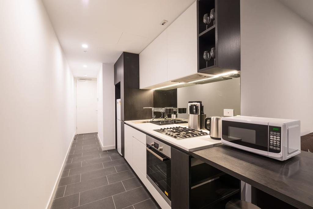 Astrina Box Hill 2 Bed Apartment - thumb 2