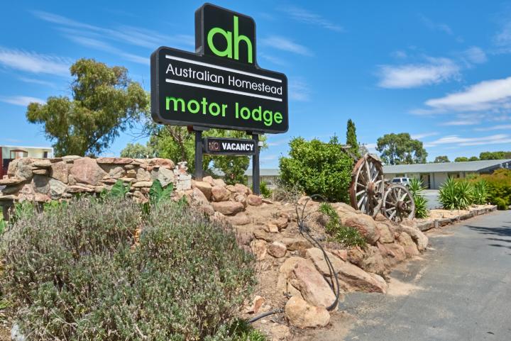 Australian Homestead Motor Lodge - South Australia Travel