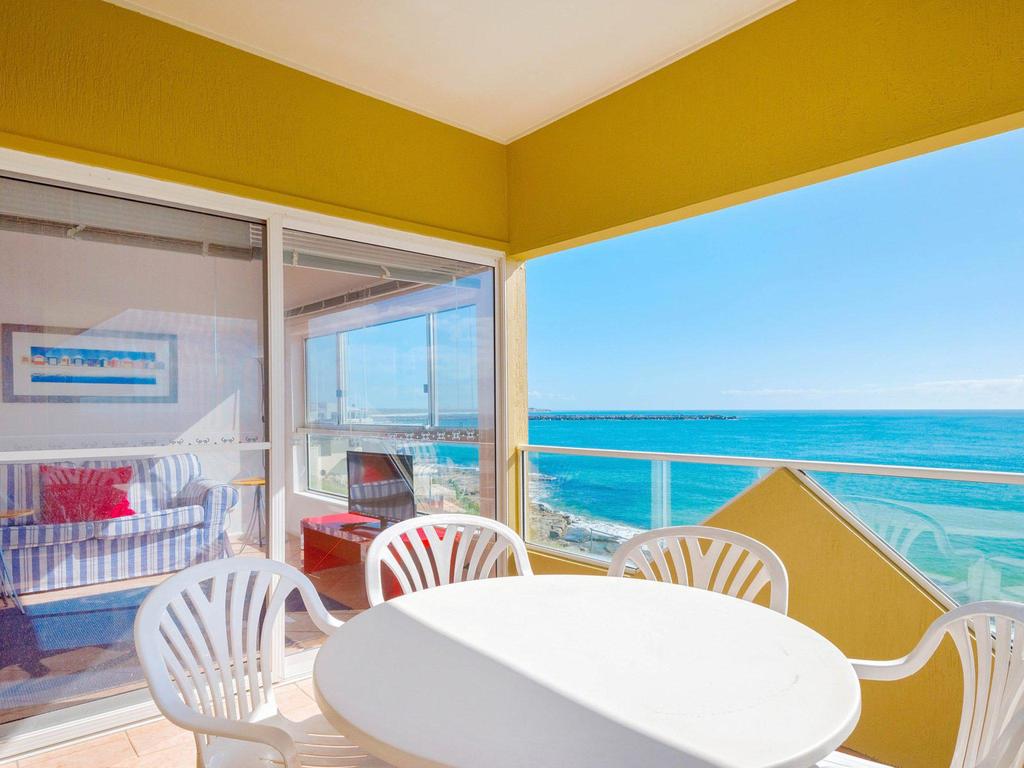 Avalon 4 - right across the road from convent beach - uninterrupted views - Accommodation BNB
