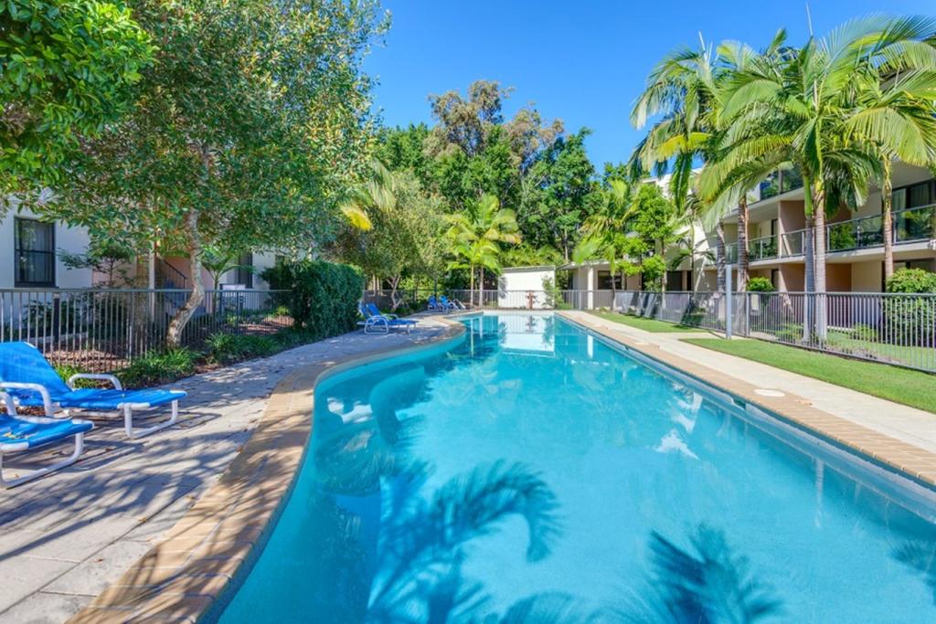 Baden 29 - Rainbow Shores, Air Conditioned, Ground Floor, Walk To Beach, Pool - thumb 2