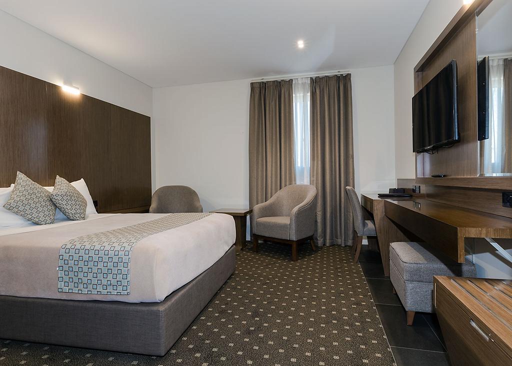 Bankstown Motel 10 - Accommodation Airlie Beach