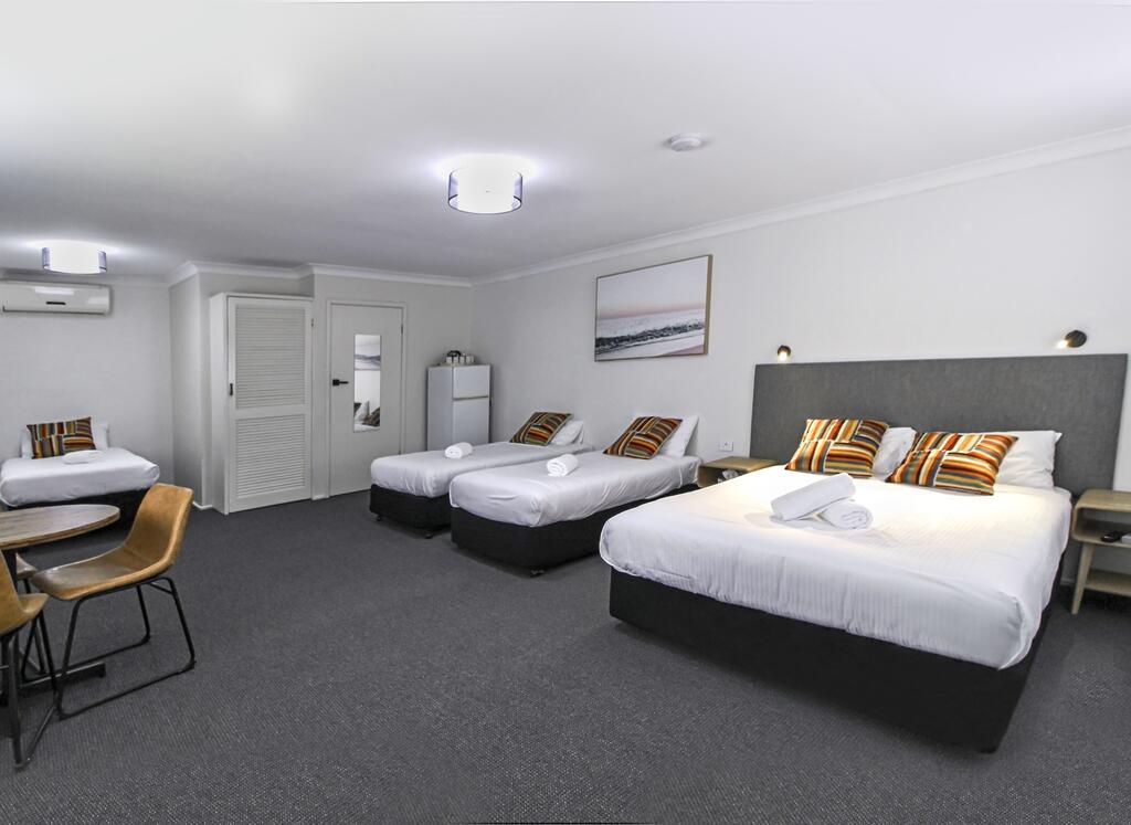 Batemans Bay Hotel - Accommodation Batemans Bay 2