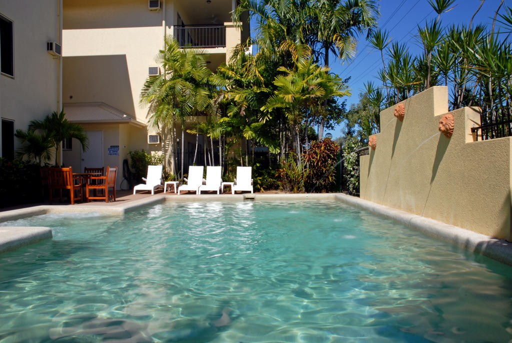 Bay Village Tropical Retreat & Apartments - thumb 1