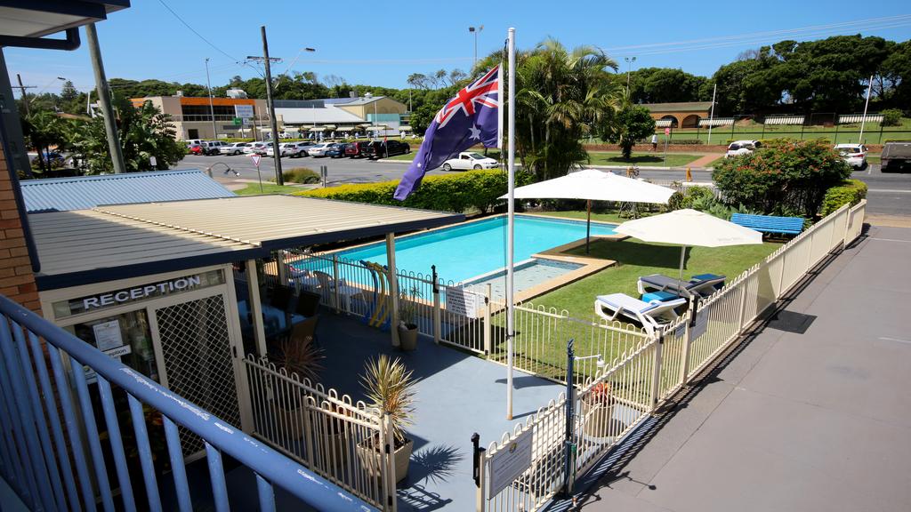 Beachlander Holiday Apartments - Accommodation Coffs Harbour 1