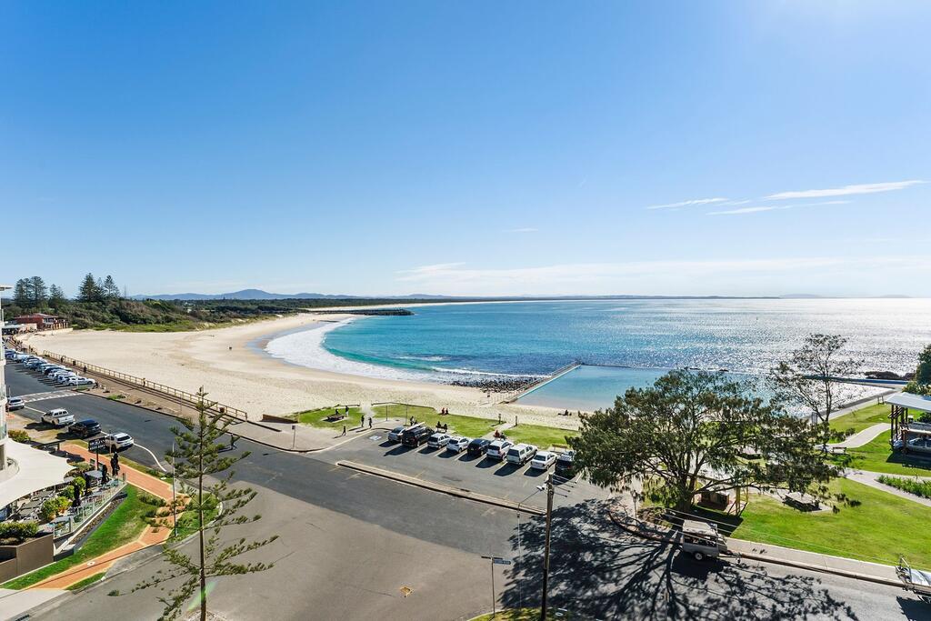 Beachpoint Unit 503, 28 North Street, Forster - thumb 0