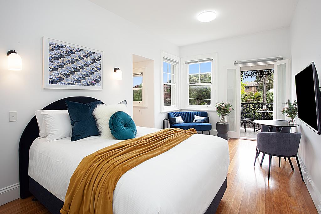 Beautiful Studio In Heritage Building With Balcony - Accommodation Sydney 0