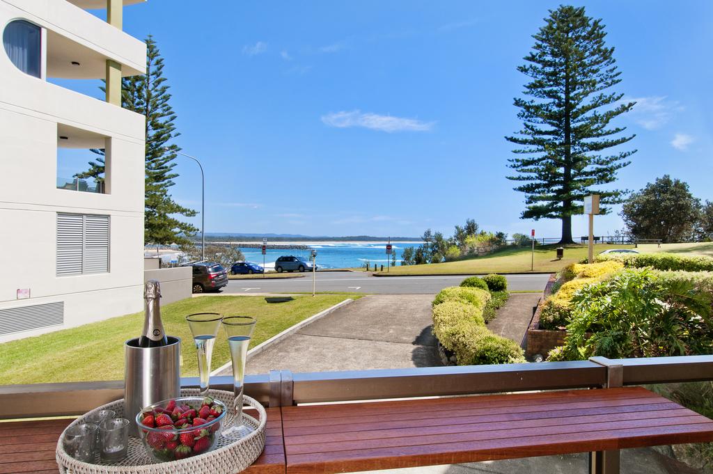 Beauty At The Beach - Modern Beachfront Apartment - Accommodation Port Macquarie 0