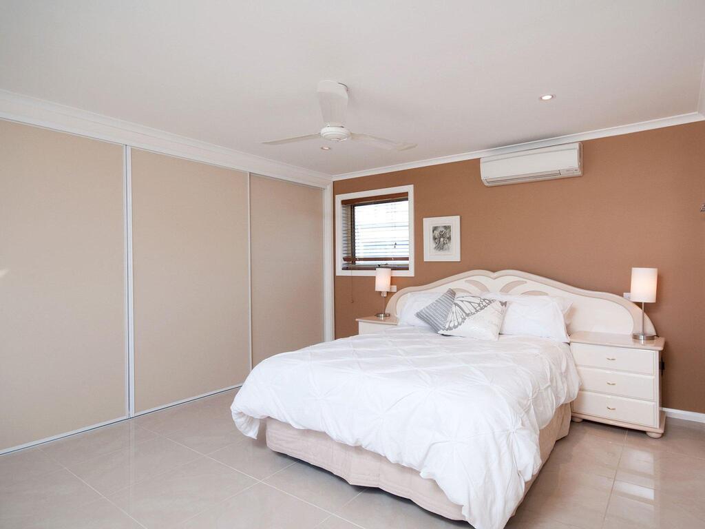 Bellima Beach House', 9 Jackson Close - Huge Duplex With Air Con And Fabulous Views - thumb 1