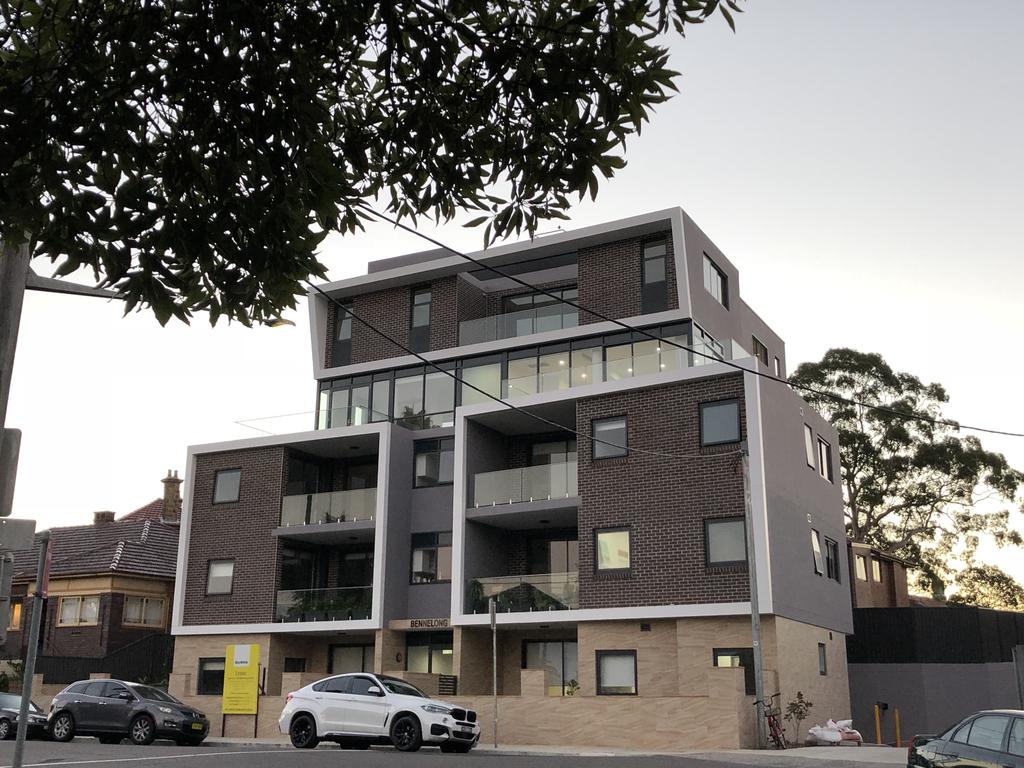 Benalong Apartment - at Gladesville - New South Wales Tourism 