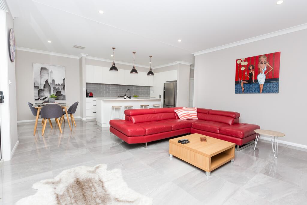 Best Central Wagga Townhouse - Accommodation Ballina