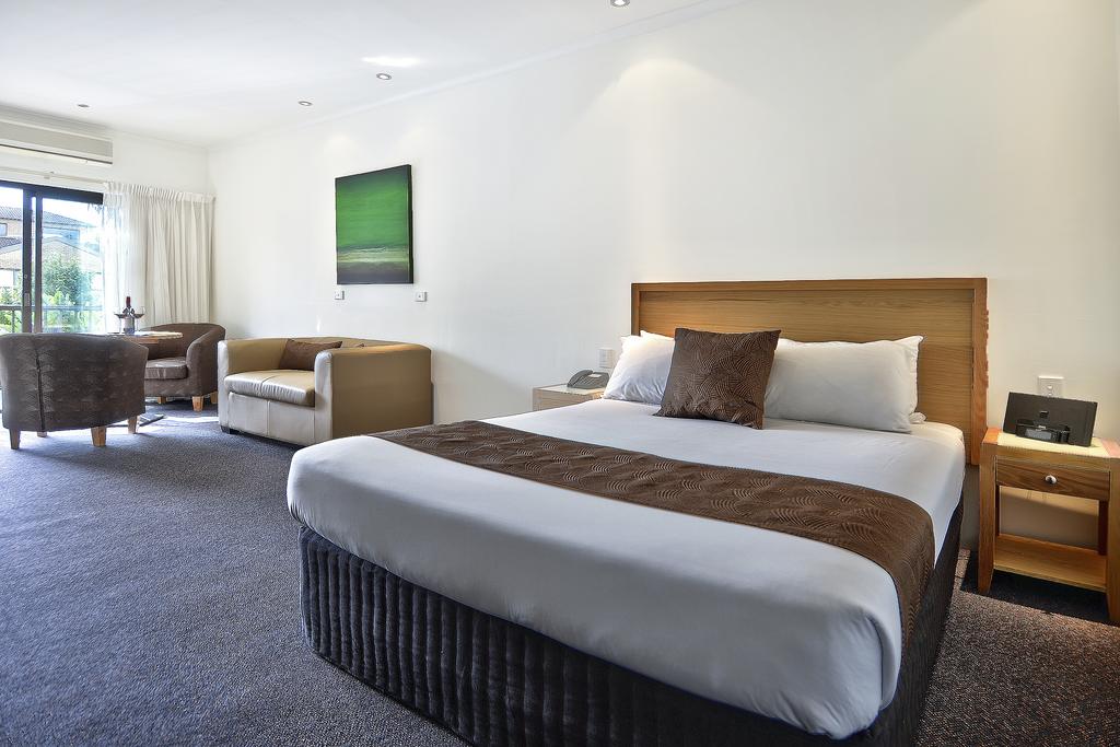 BEST WESTERN Geelong Motor Inn  Serviced Apartments - Accommodation Ballina