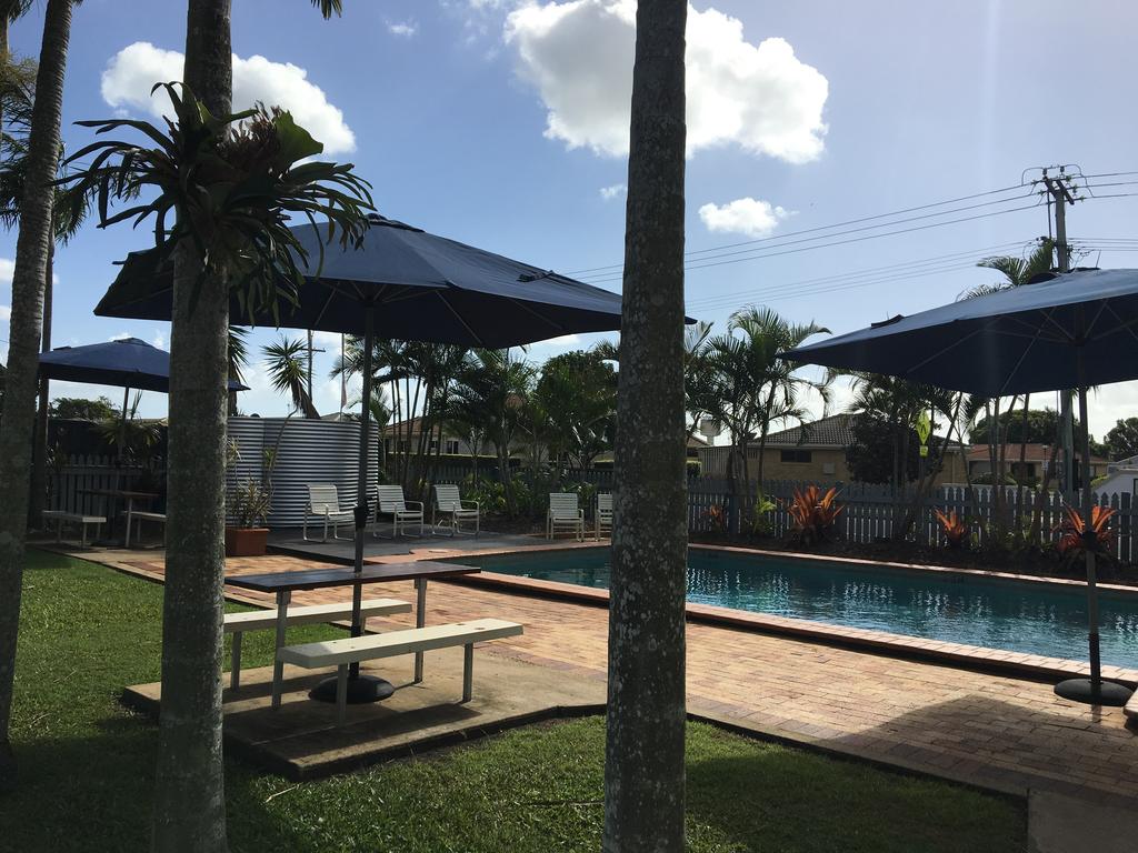 BIG4 Cane Village Holiday Park - Palm Beach Accommodation