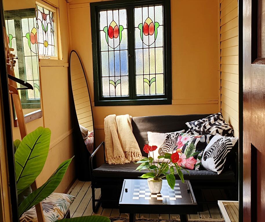 Blue Mountains Historic Retreat-Sleeps 5-WINTER SPECIAL - New South Wales Tourism 