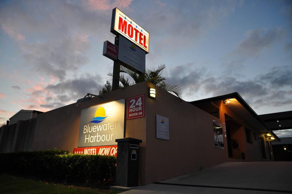 Bluewater Harbour Motel - New South Wales Tourism 